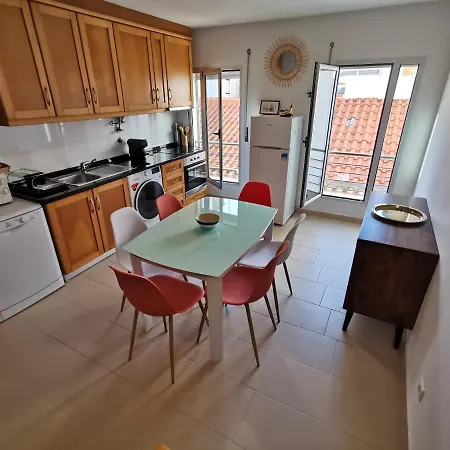 Appartement Sea View Terrace, 30m, Parking Available, Air Conditioning Nazaré
