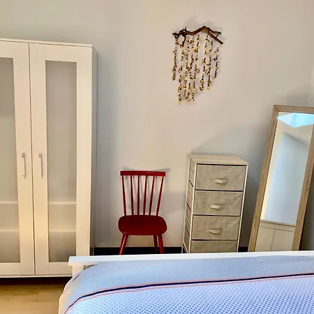 Sea View Terrace, 30m, Parking Available, Air Conditioning Apartament *
