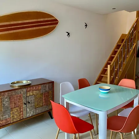Apartament Sea View Terrace, 30m, Parking Available, Air Conditioning