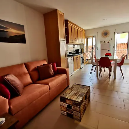 Sea View Terrace, 30m, Parking Available, Air Conditioning Apartament Nazaré